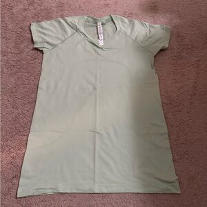 Light Green Short Sleeve Top